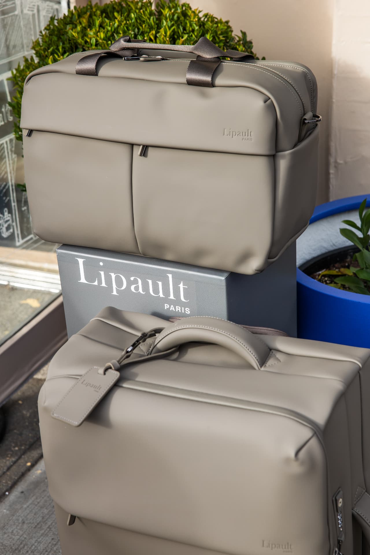 Lipault x lil sweet treat — Frame 4